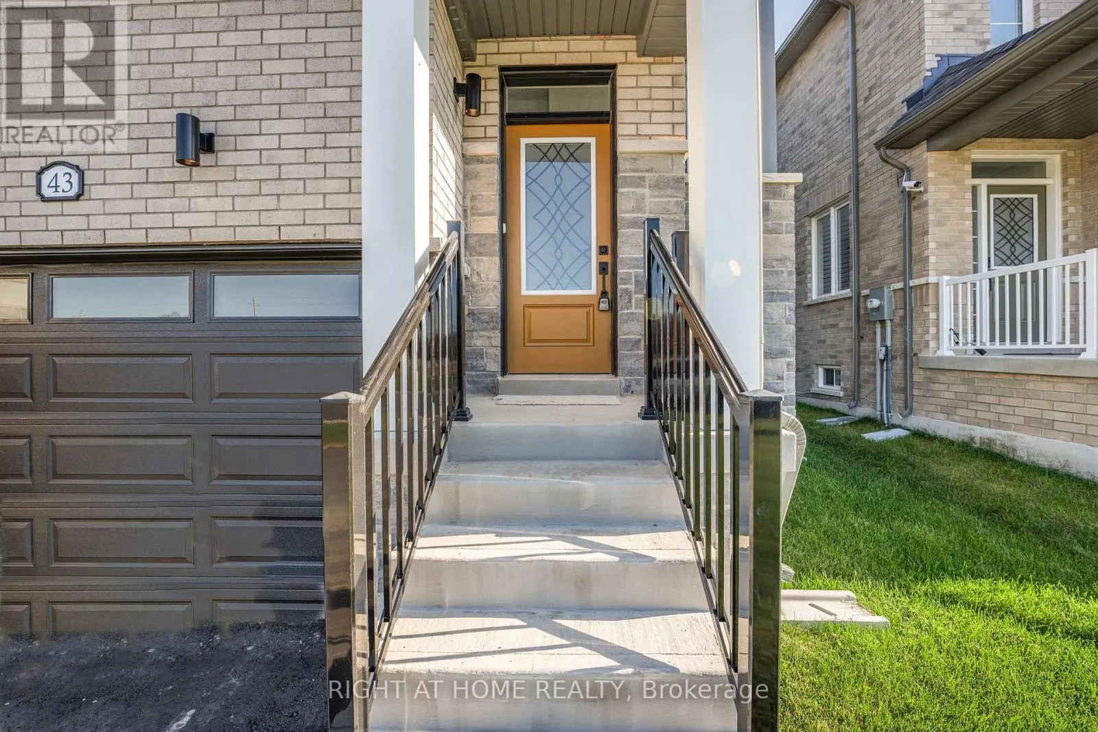 43 FEDERICA CRESCENT