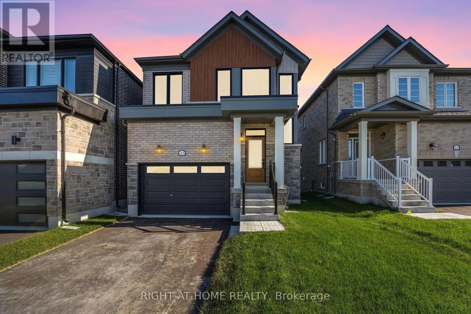 43 FEDERICA CRESCENT