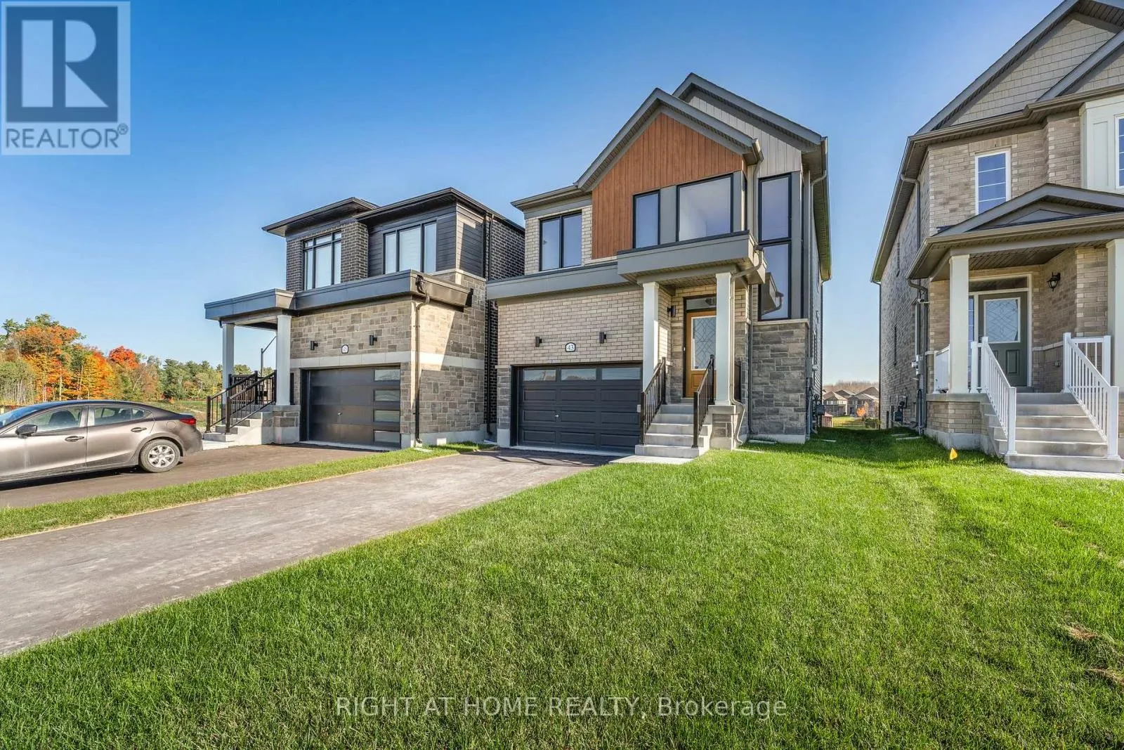 43 FEDERICA CRESCENT