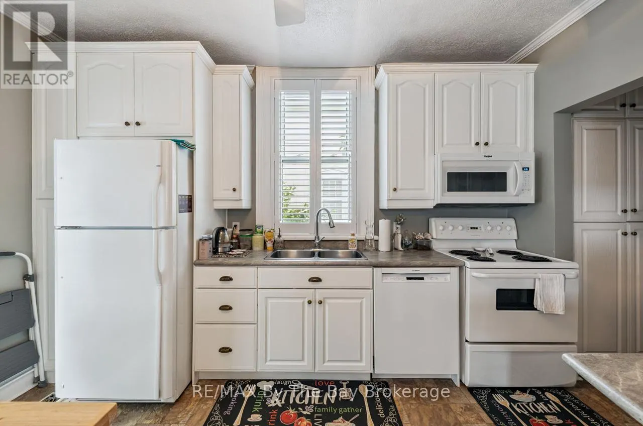 616 DOMINION AVENUE
