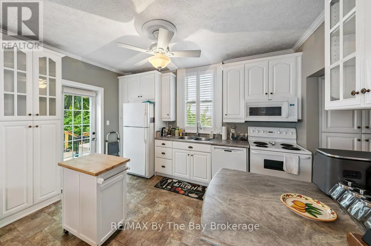 616 DOMINION AVENUE