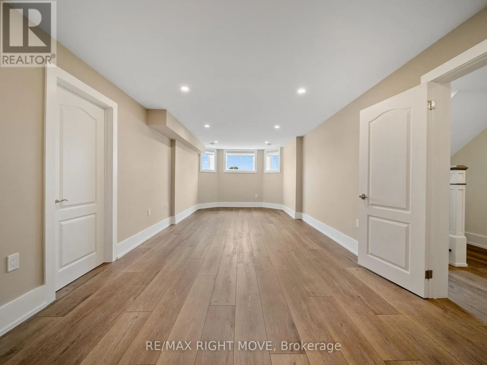 1348 HAWK RIDGE CRESCENT