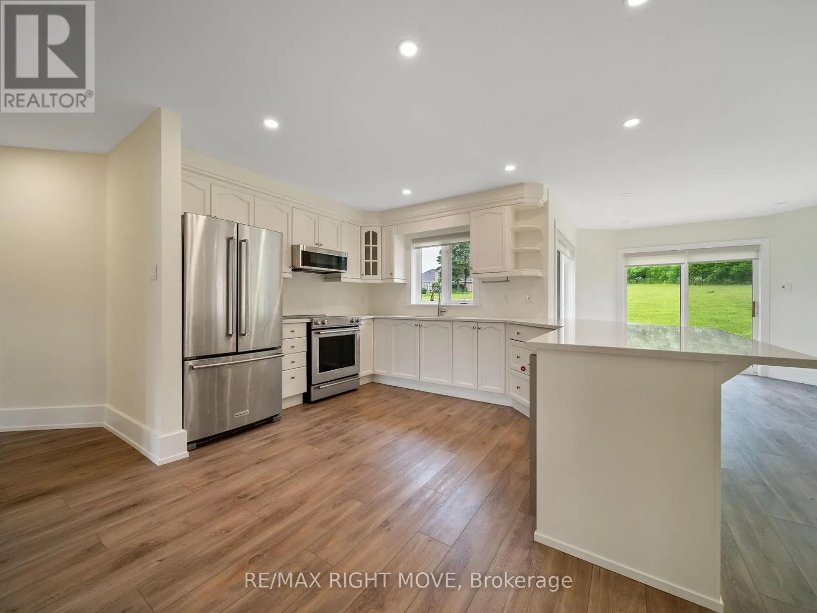 1348 HAWK RIDGE CRESCENT