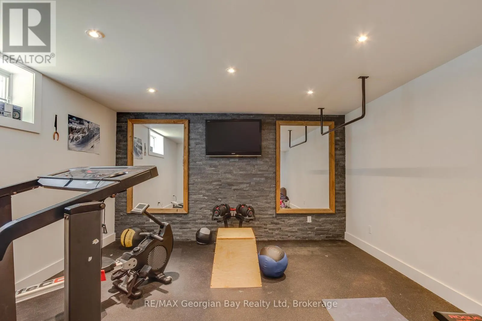 30 BRULE STREET