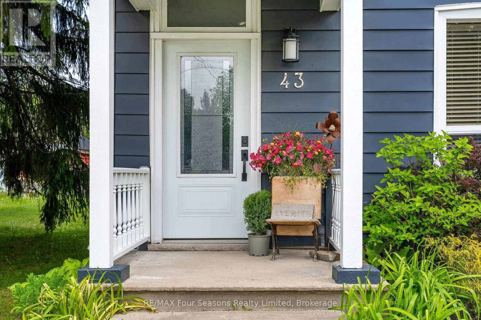 43 CEDAR STREET