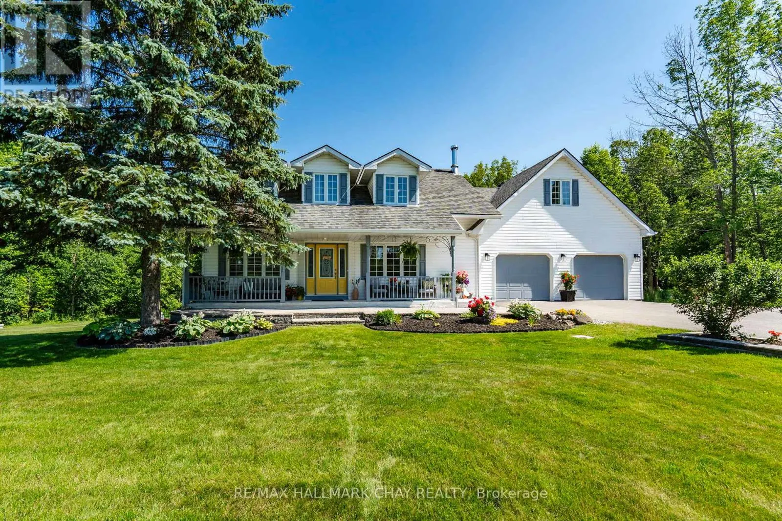 403 MOONSTONE ROAD E
