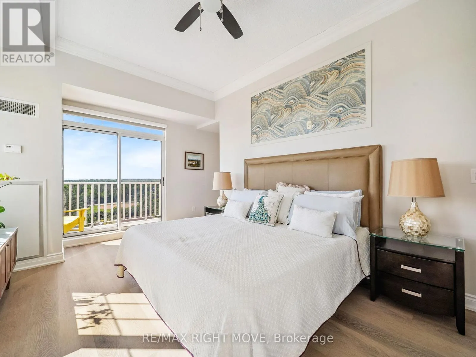 806 - 354 ATHERLEY ROAD