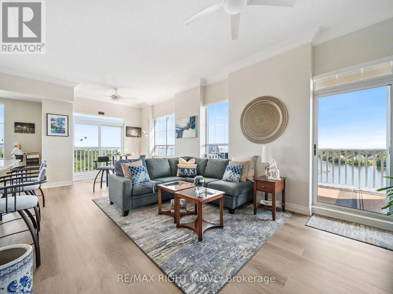 806 - 354 ATHERLEY ROAD