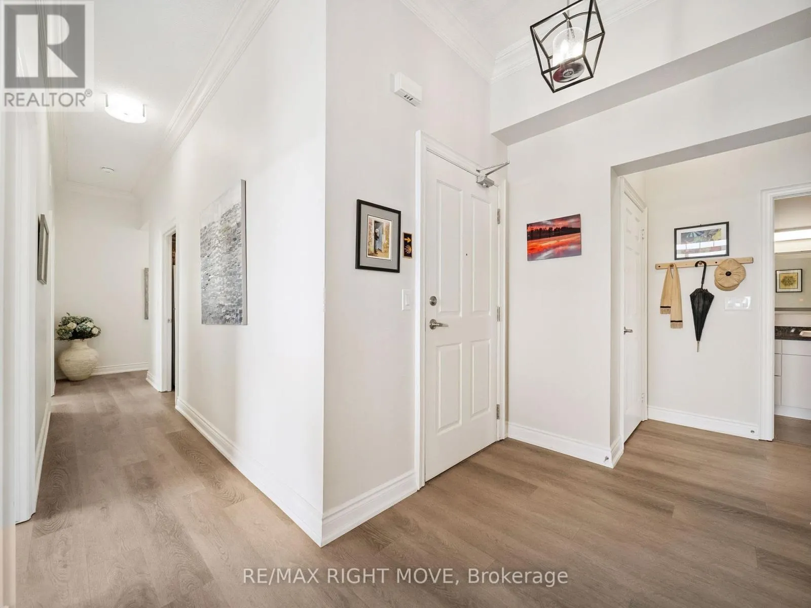 806 - 354 ATHERLEY ROAD