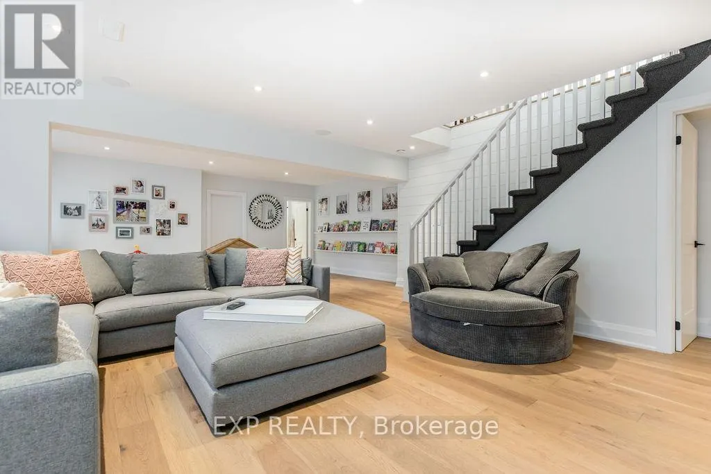 37 PADDY DUNNS CIRCLE