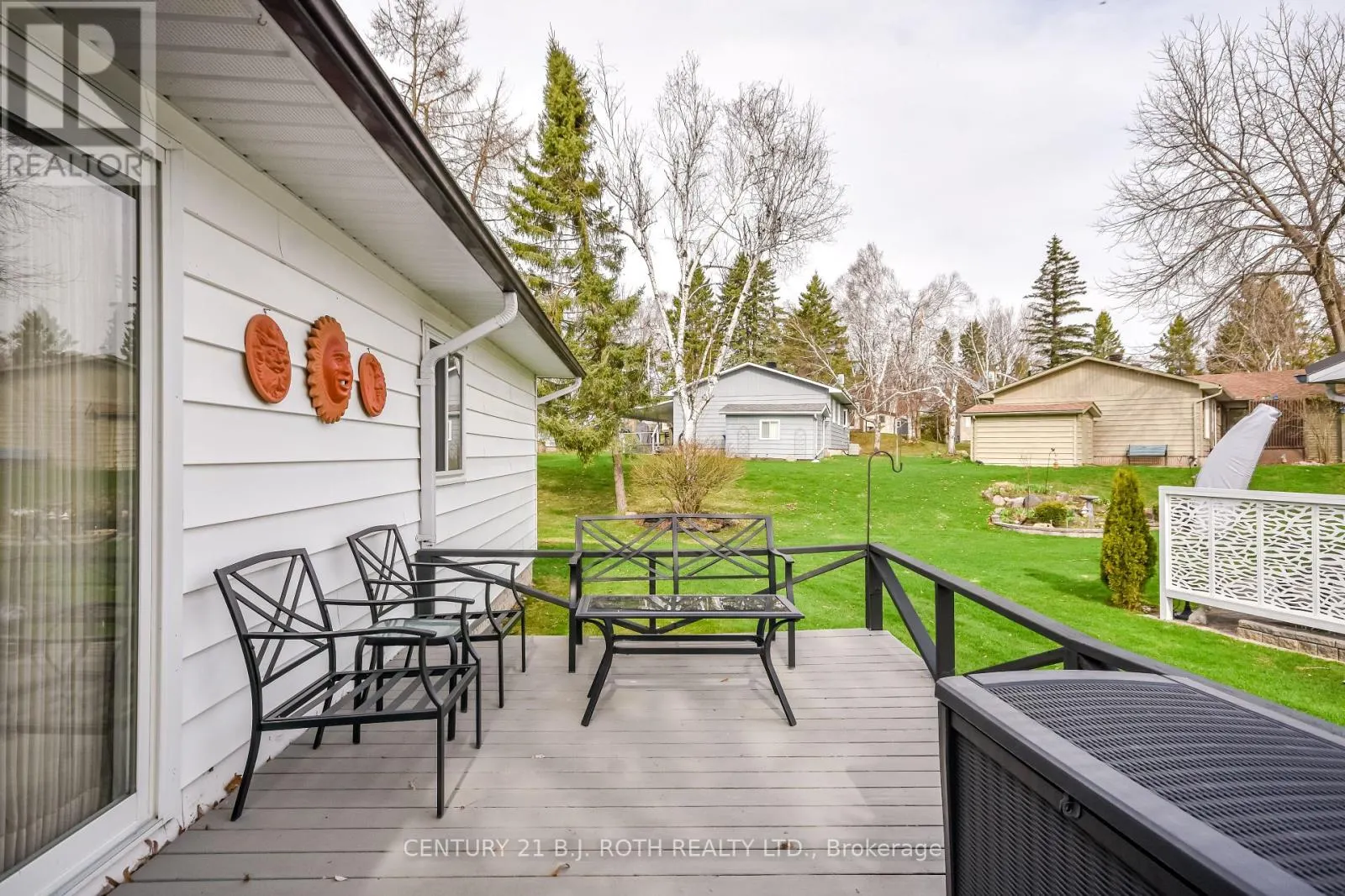 22 TAMARACK DRIVE