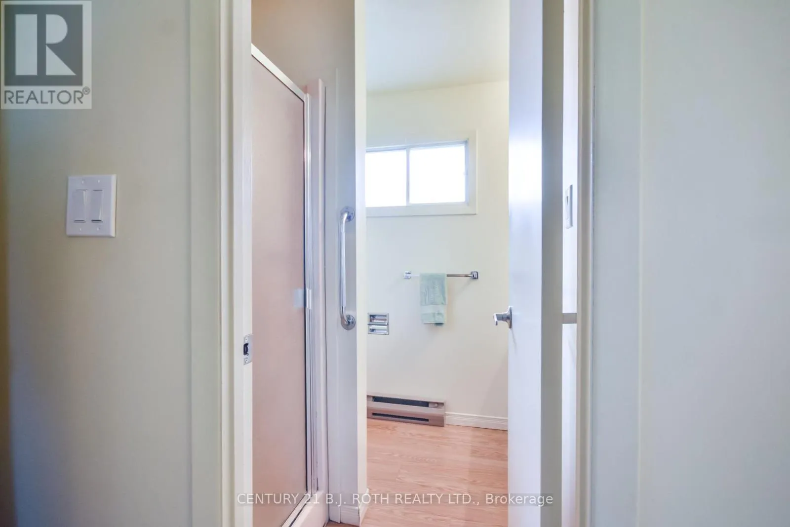 22 TAMARACK DRIVE
