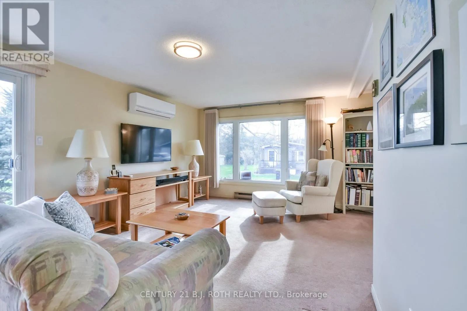 22 TAMARACK DRIVE