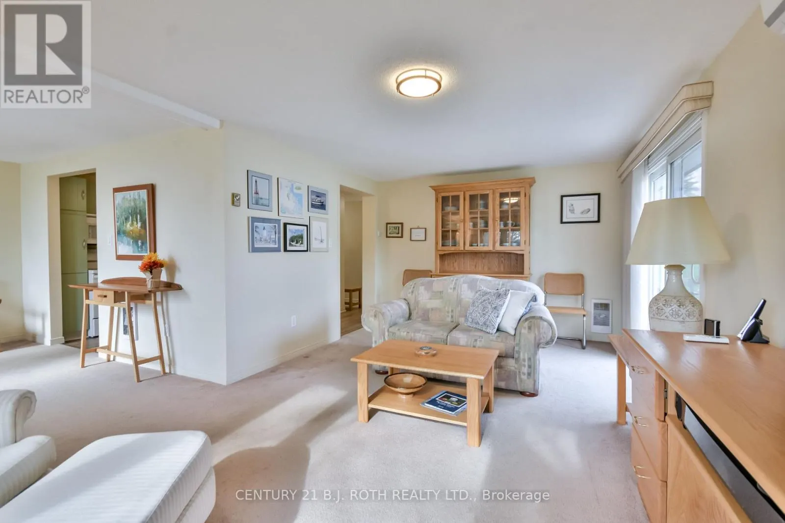 22 TAMARACK DRIVE