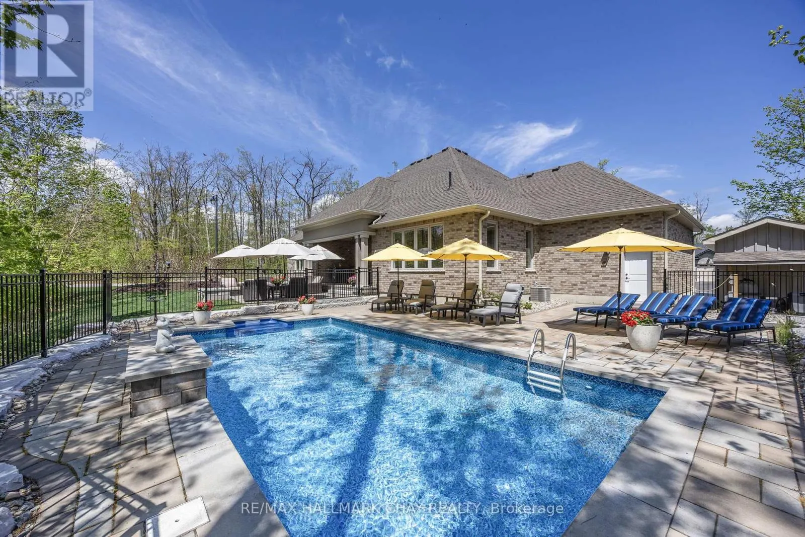 19 TIMBER WOLF TRAIL