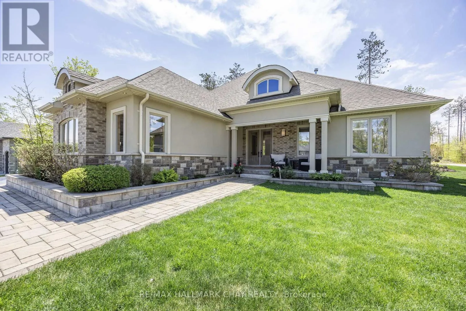 19 TIMBER WOLF TRAIL