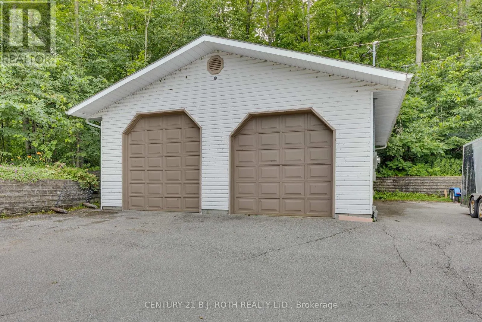 409 PHEASANT LANE
