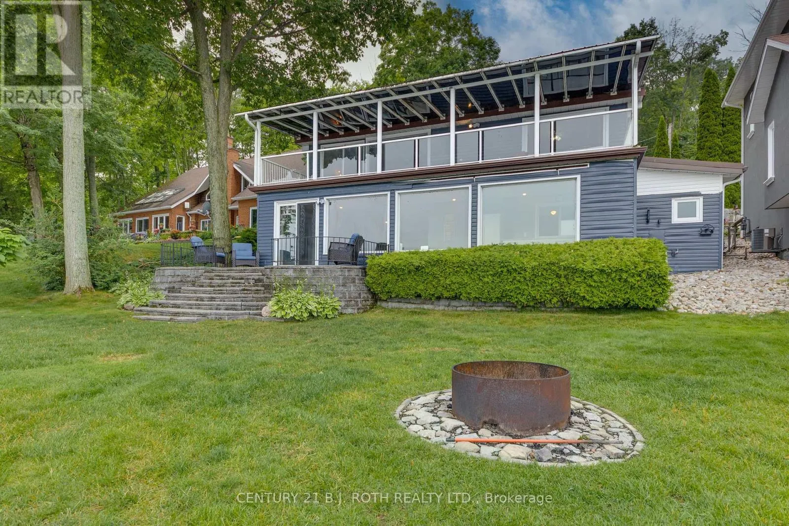 409 PHEASANT LANE