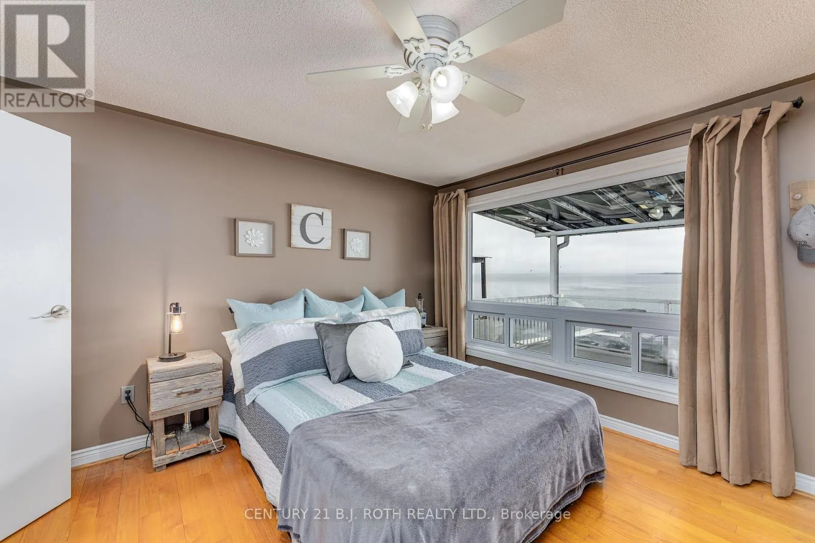 409 PHEASANT LANE