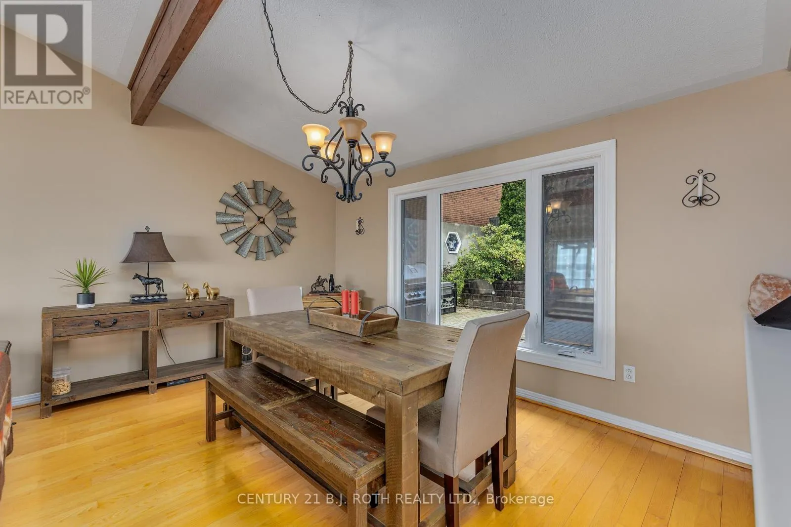 409 PHEASANT LANE