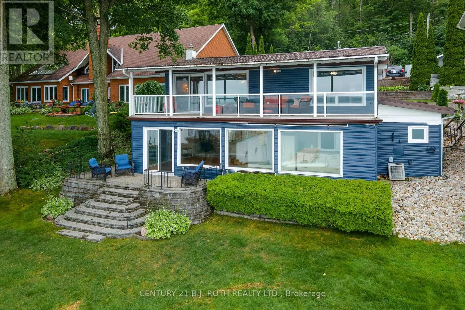 409 PHEASANT LANE