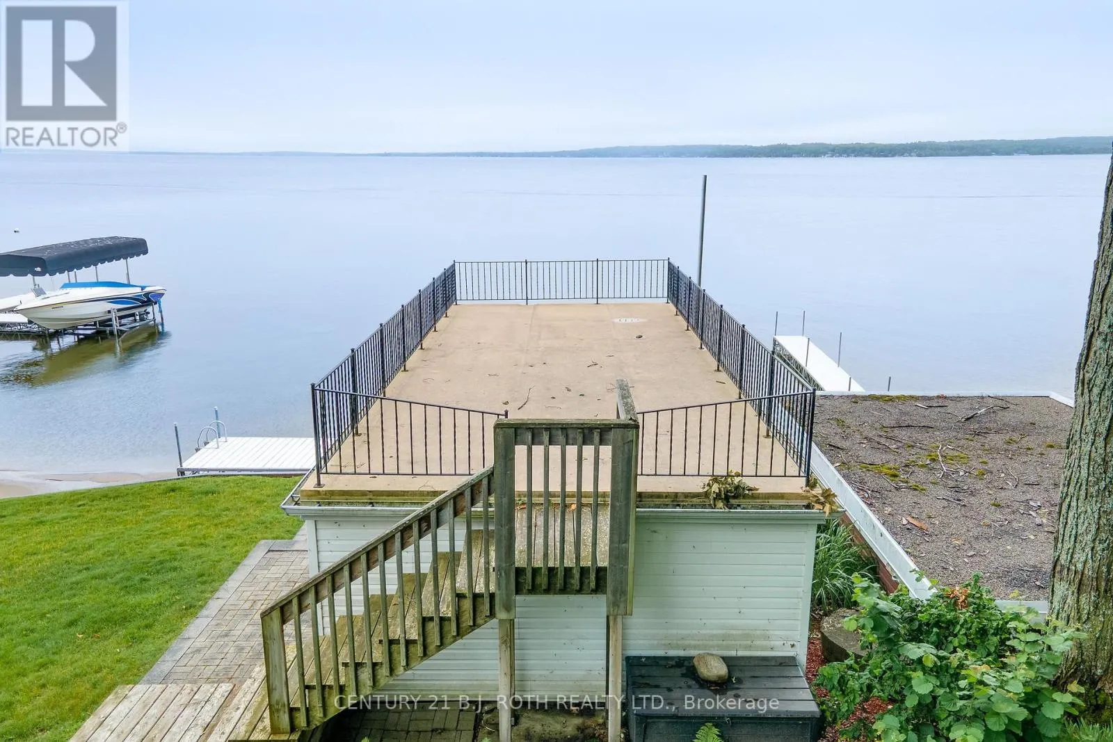 409 PHEASANT LANE