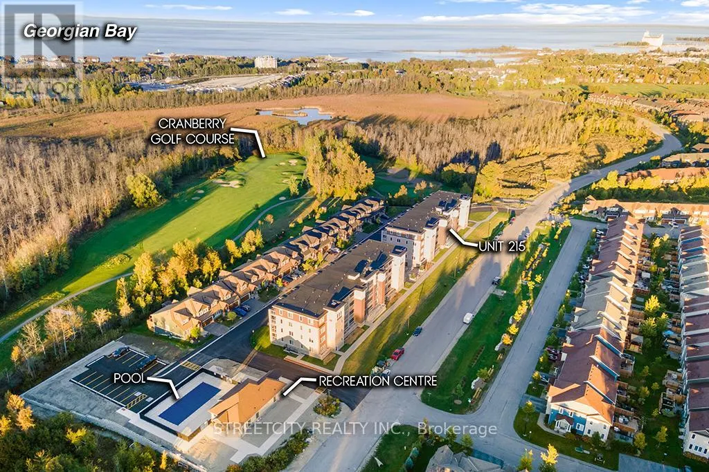215 - 5 SPOONER CRESCENT