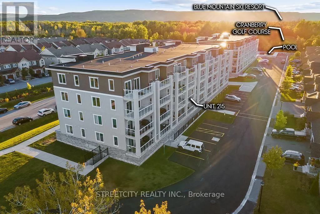 215 - 5 SPOONER CRESCENT