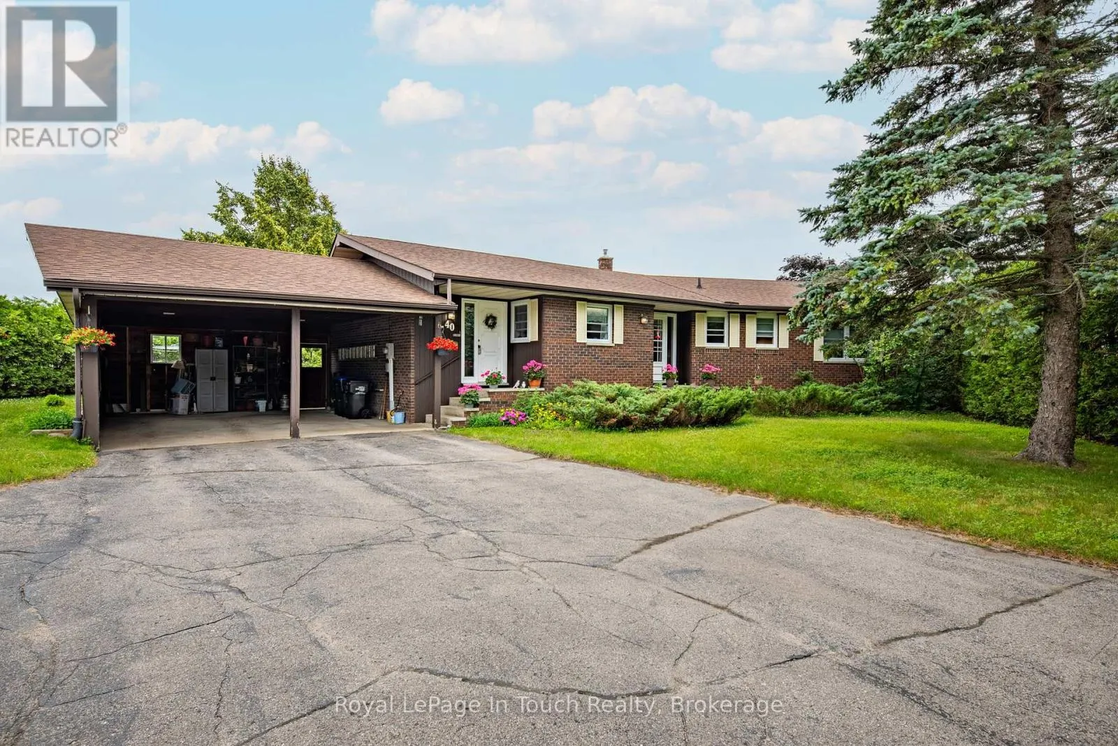 40 PAYETTE DRIVE