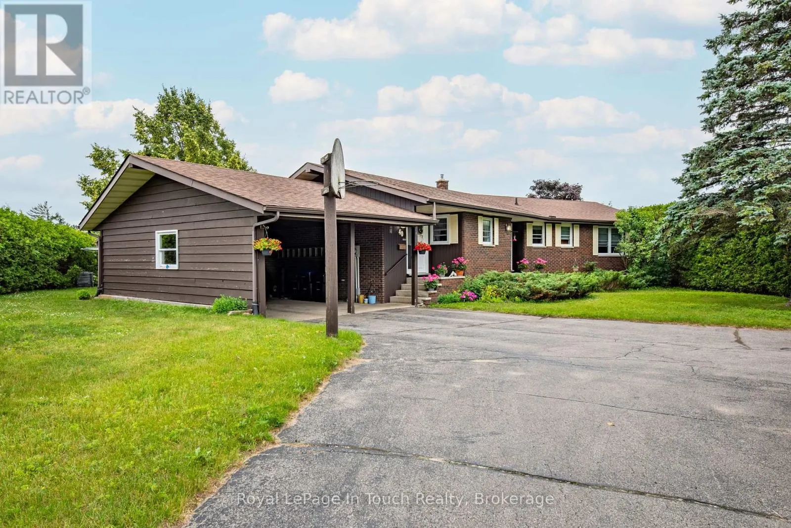 40 PAYETTE DRIVE