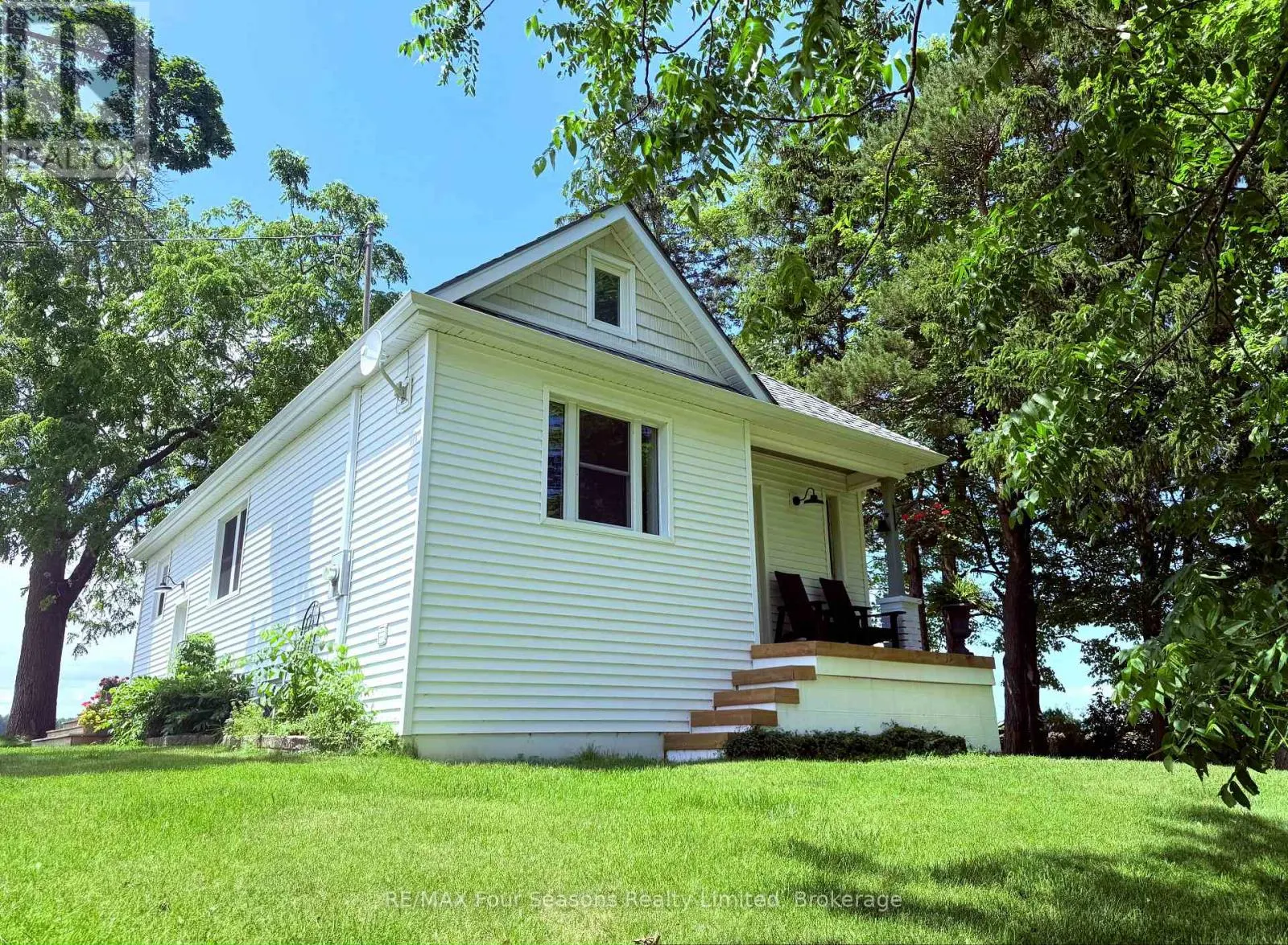 1154 FAIRGROUNDS ROAD S