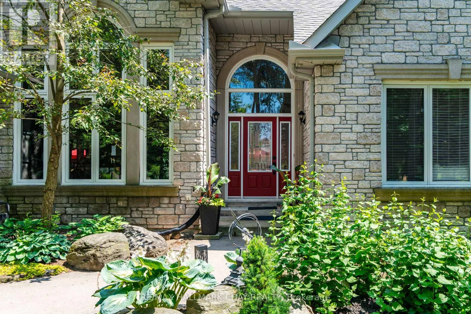 11 BUNKER PLACE