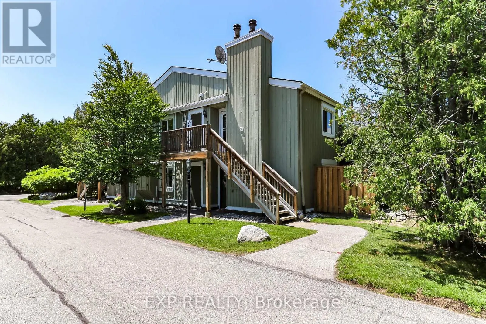 3 - 15 DAWSON DRIVE