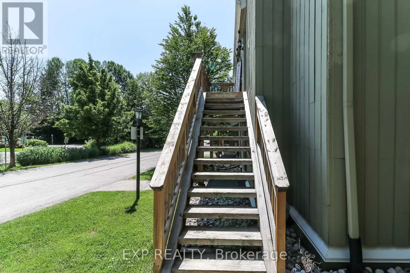 3 - 15 DAWSON DRIVE