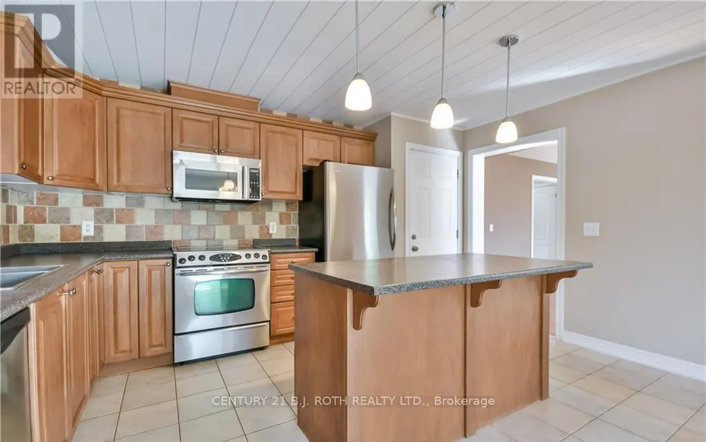 102 ATLANTIS DRIVE