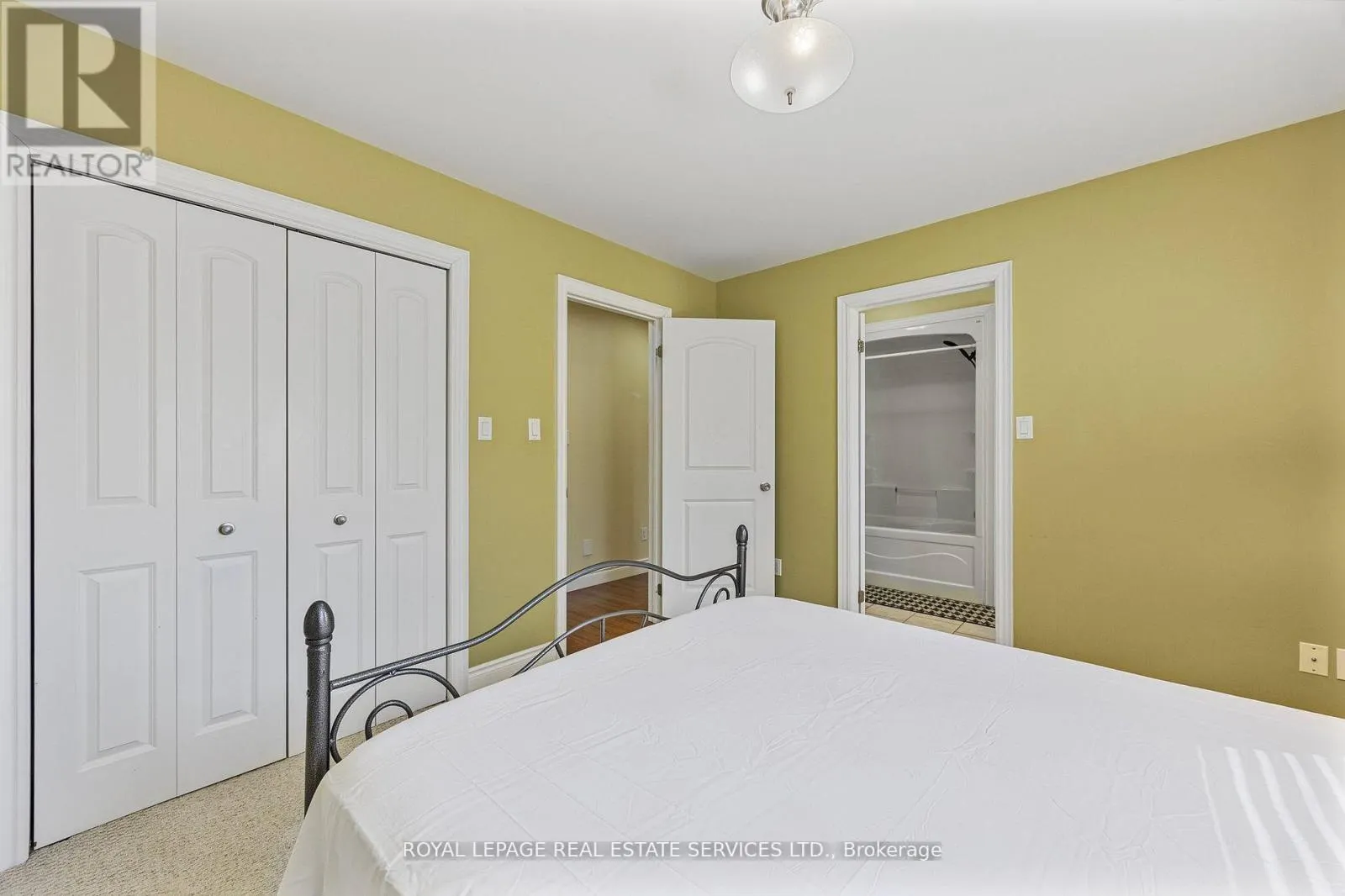 96 46TH STREET N