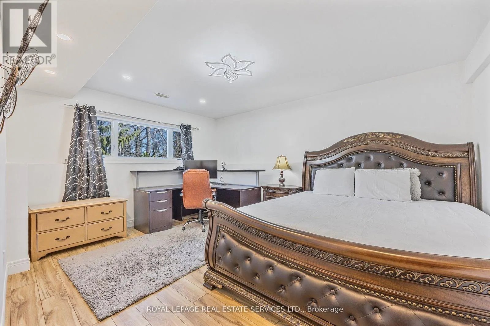 96 46TH STREET N