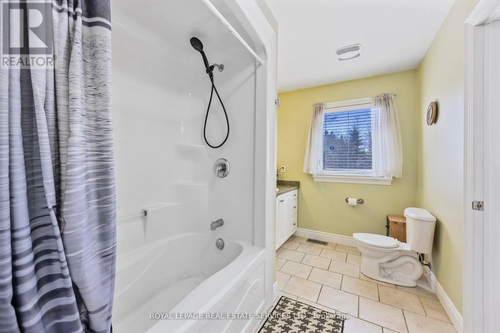 96 46TH STREET N