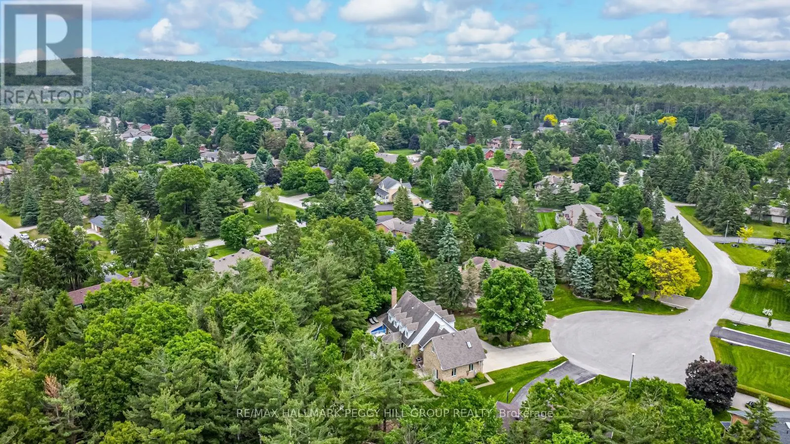 24 WILLOW BAY DRIVE