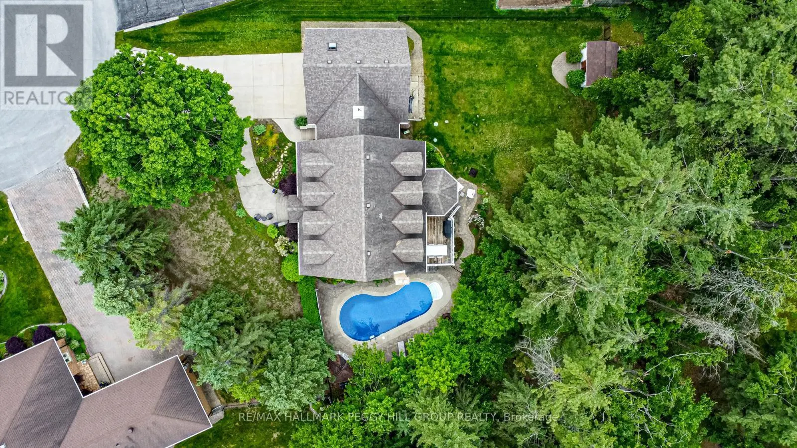 24 WILLOW BAY DRIVE
