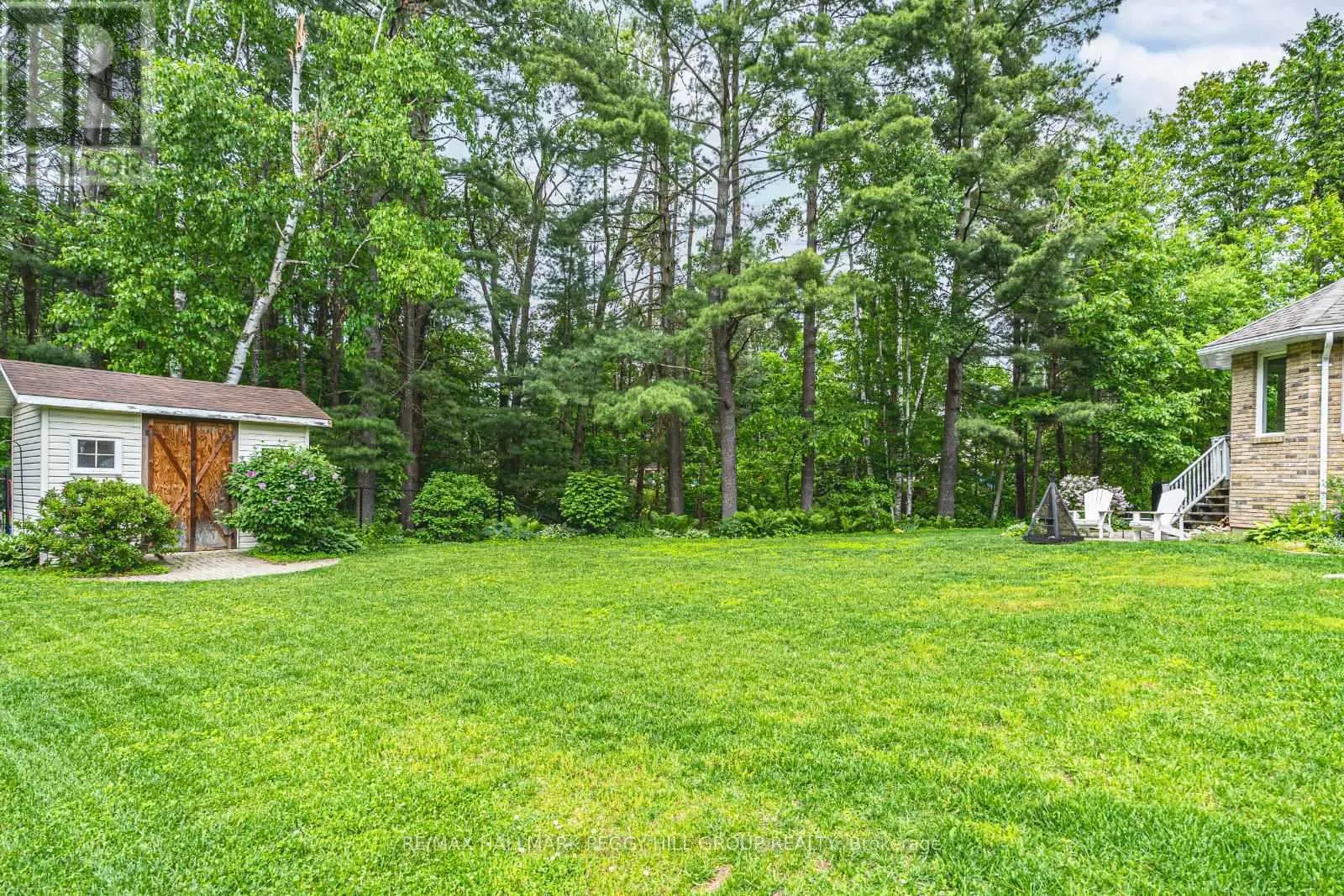 24 WILLOW BAY DRIVE