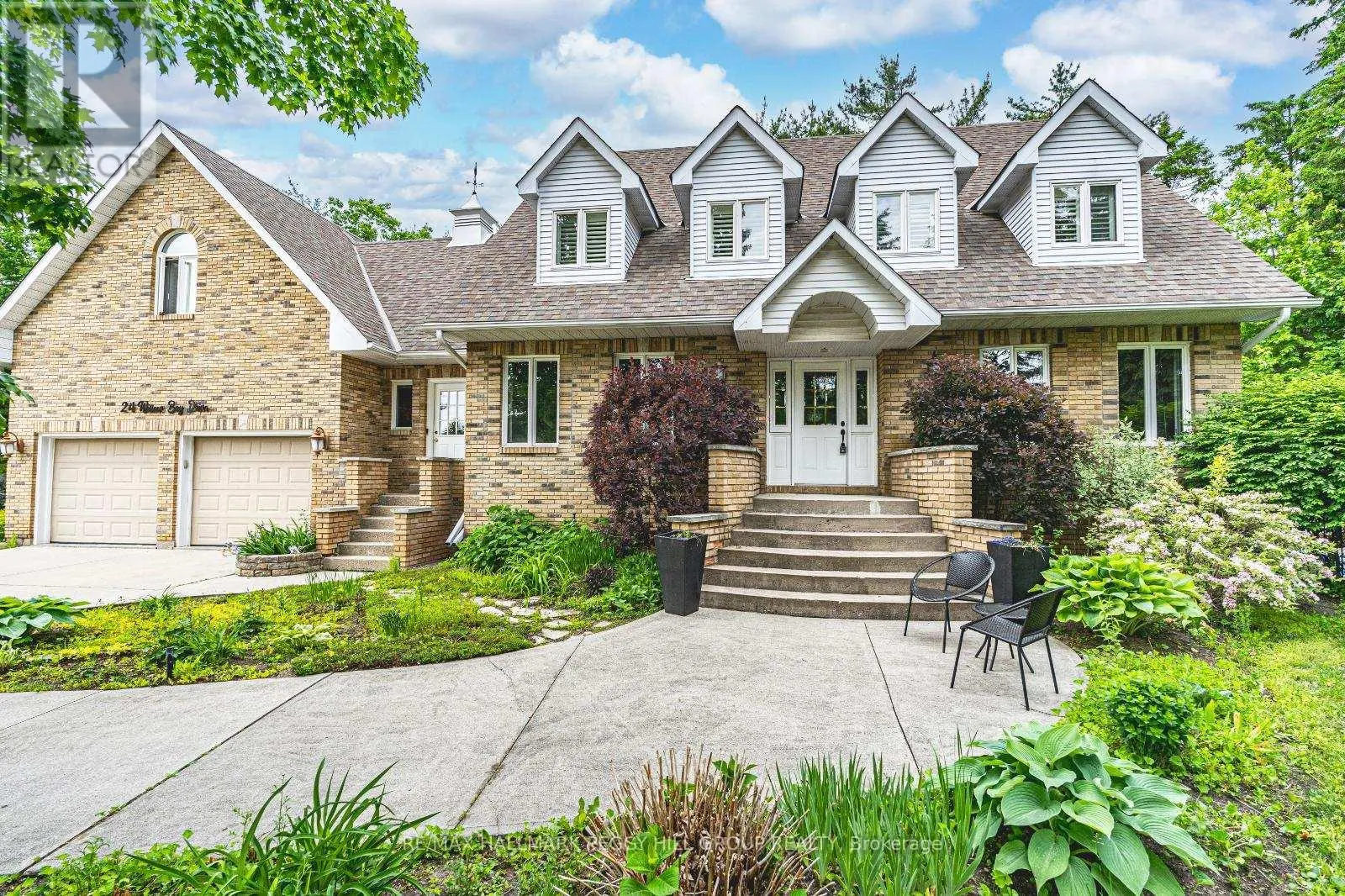 24 WILLOW BAY DRIVE