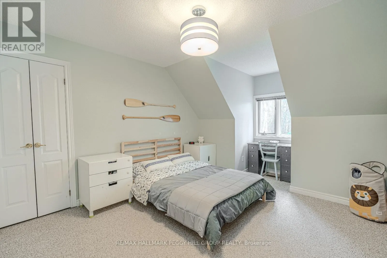 24 WILLOW BAY DRIVE