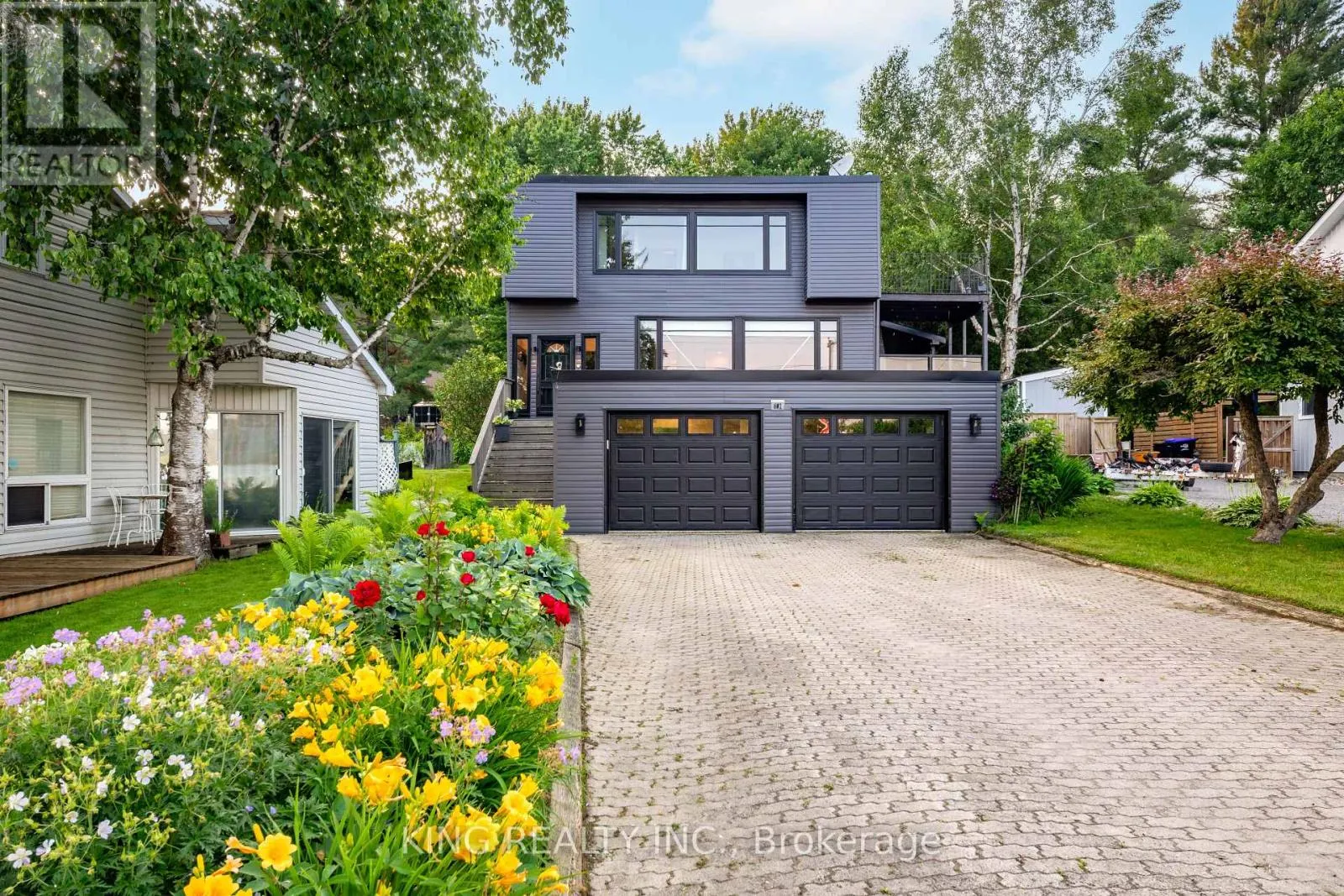 602 CHAMPLAIN ROAD