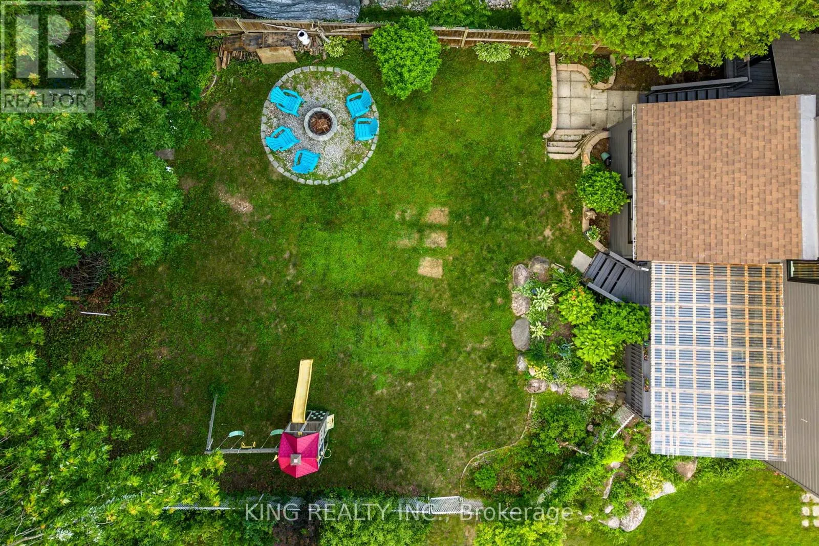 602 CHAMPLAIN ROAD