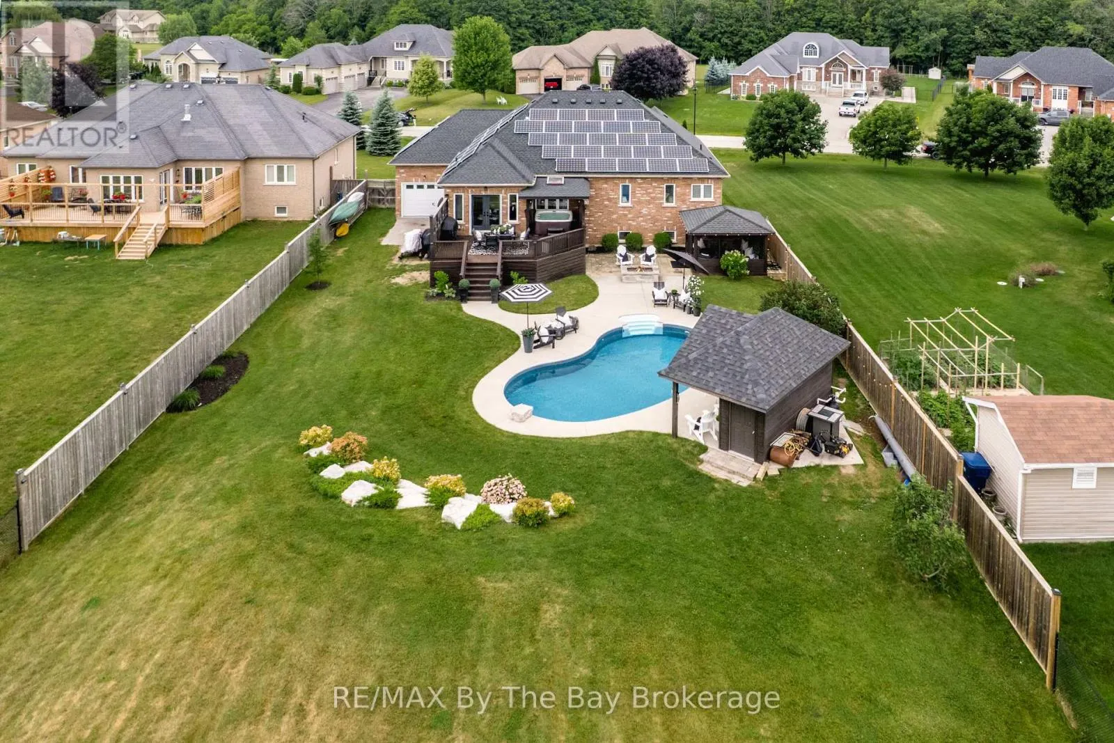 11 BASSWOOD DRIVE