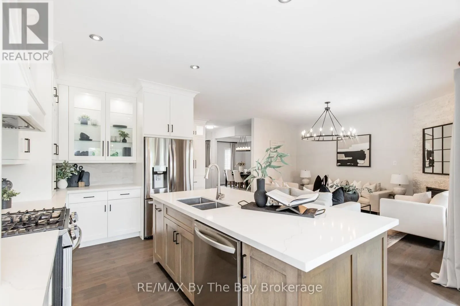11 BASSWOOD DRIVE