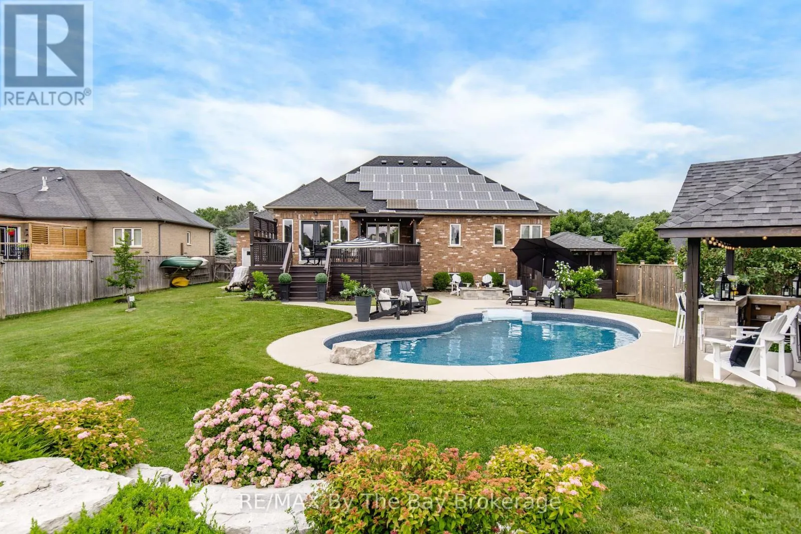 11 BASSWOOD DRIVE