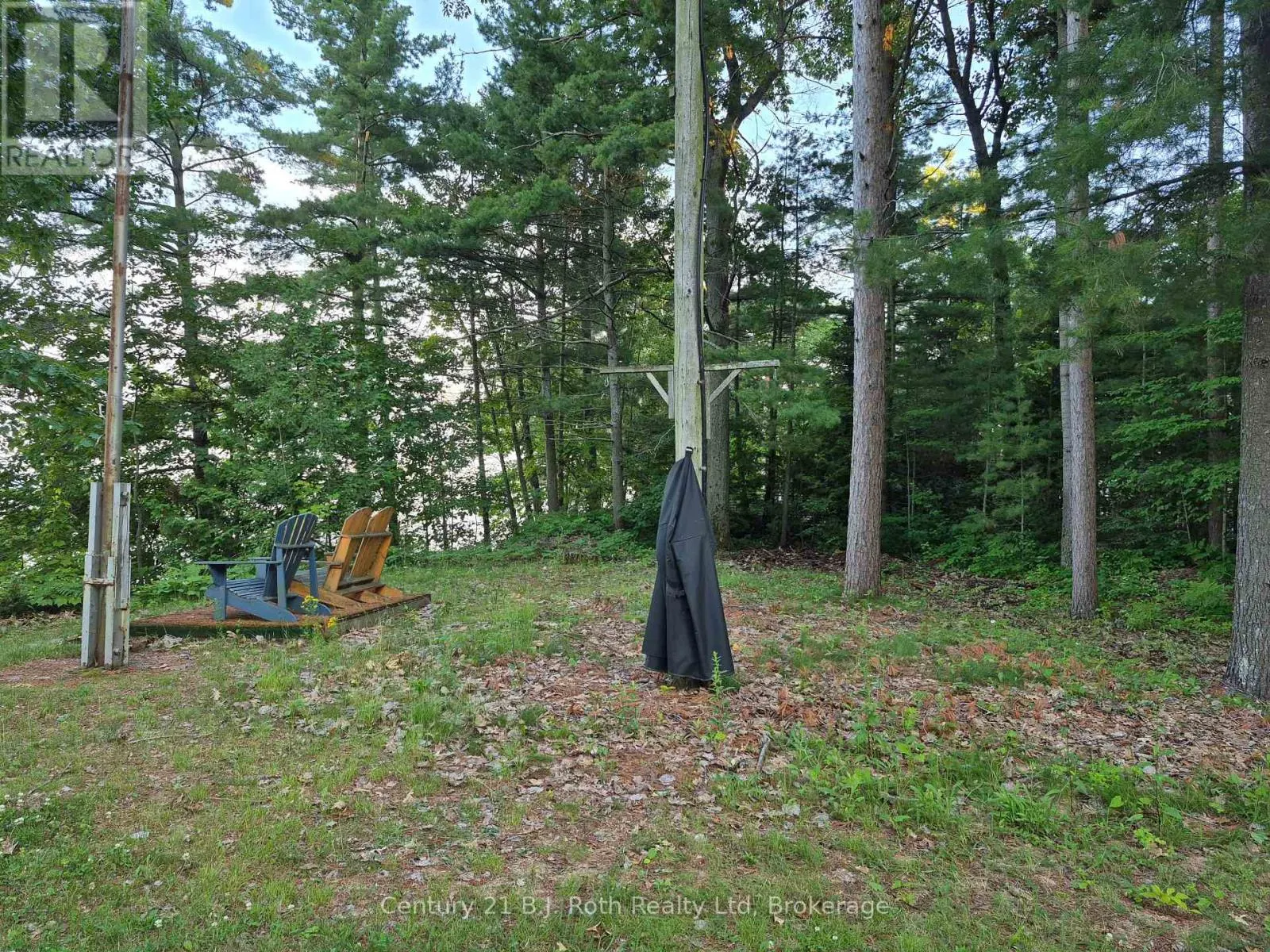 1379 CHAMPLAIN ROAD