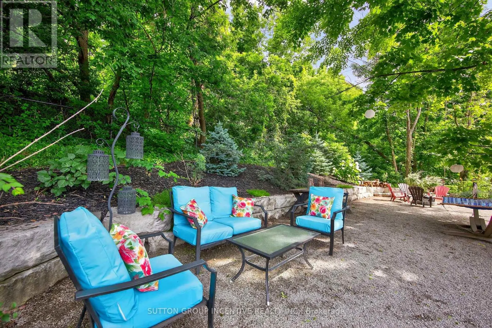 1084 HARBOURVIEW DRIVE